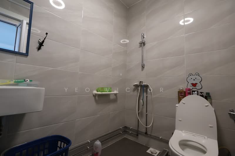 135 Cashew Road, 135 Cashew Road, 4 Bedrooms, 1,571 sqft, HDB Flat For Sale, by Yeo Victor, 500129754 - Bathroom - PropertyGuru.com.sg