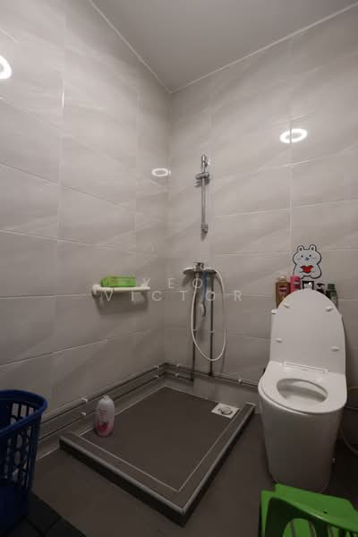 135 Cashew Road, 135 Cashew Road, 4 Bedrooms, 1,571 sqft, HDB Flat For Sale, by Yeo Victor, 500129754 - Bathroom - PropertyGuru.com.sg