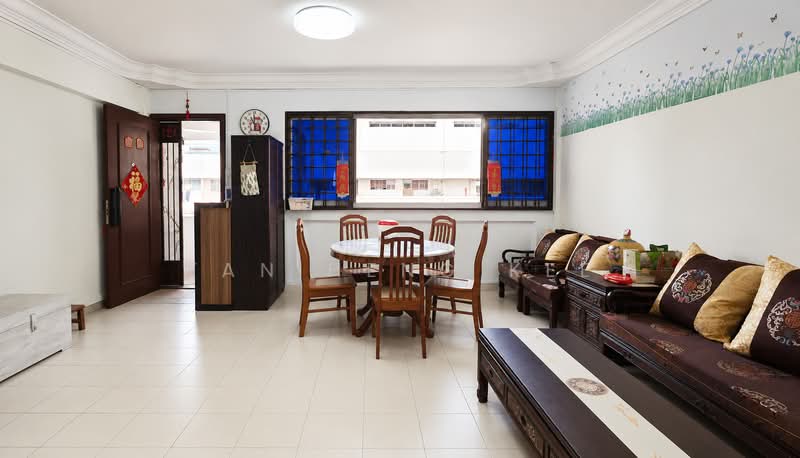 883 Tampines Street 84, 883 Tampines Street 84, 3 Bedrooms, 1,151 sqft, HDB Flat For Sale, by Tan Heng Kee, 500129756 - Living Room - PropertyGuru.com.sg