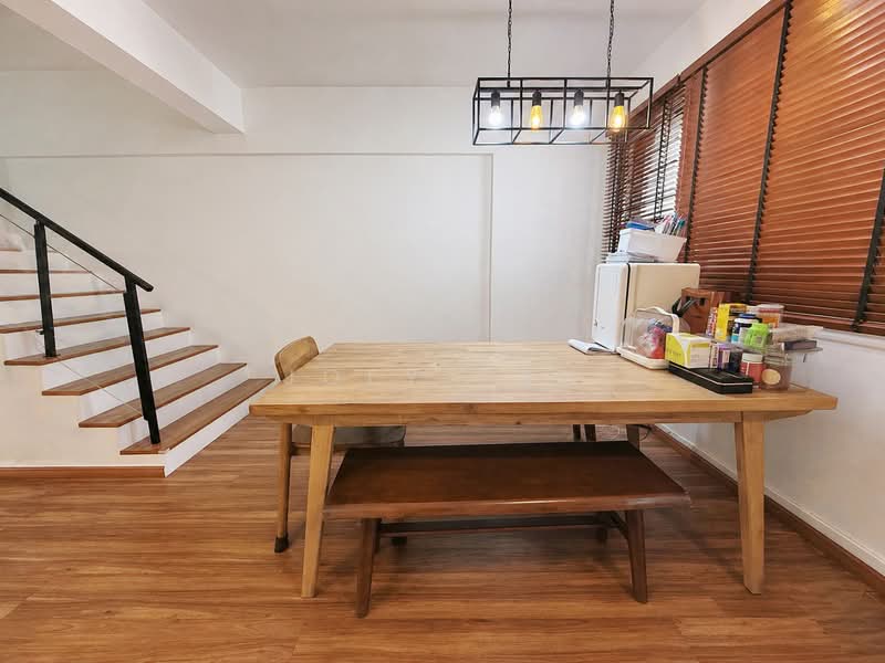 144 Lorong Ah Soo, 144 Lorong Ah Soo, 4 Bedrooms, 1,614 sqft, HDB Flat For Sale, by Joey Tan, 500129757 - Dining Room - PropertyGuru.com.sg