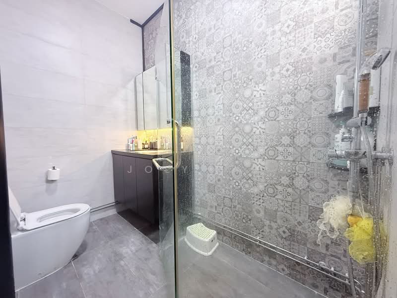 144 Lorong Ah Soo, 144 Lorong Ah Soo, 4 Bedrooms, 1,614 sqft, HDB Flat For Sale, by Joey Tan, 500129757 - Bathroom - PropertyGuru.com.sg