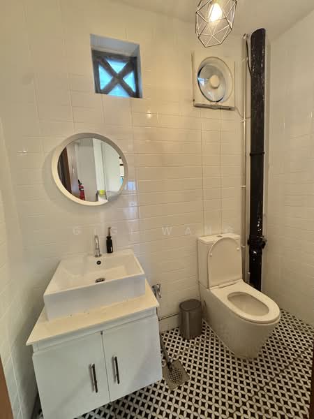 Boat Quay, Boat Quay | River Front | Circular Road, 2,232 sqft, Shop / Shophouse For Rent, by Gigi Wang, 500129761 - Bathroom - CommercialGuru.com.sg