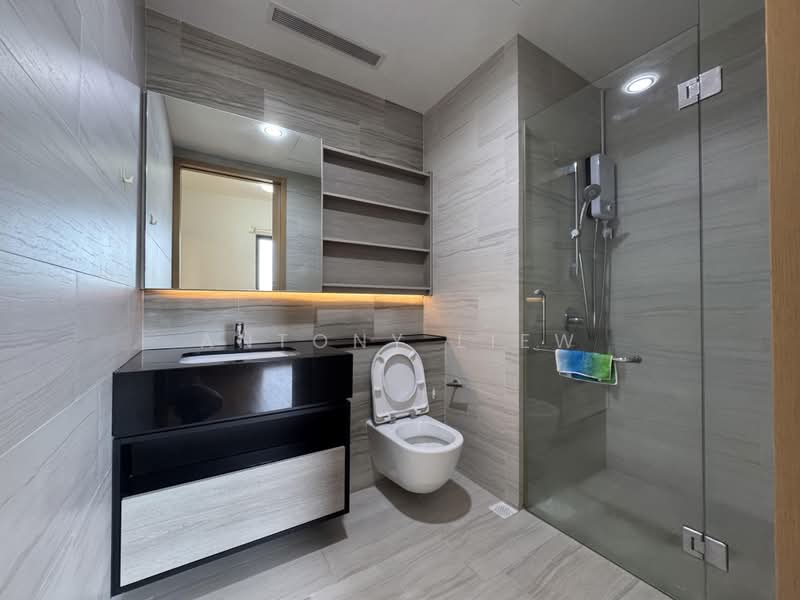 Alex Residences, 28 Alexandra View, 2 Bedrooms, 678 sqft, Apartment For Sale, by Antony Liew, 500129764 - Bathroom - PropertyGuru.com.sg