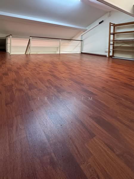 Room Rental at Jalan Mulia Terrace, , Room Rental, 403 sqft, Walk-up Apartment For Rent, by Iris Lim, 500129789 - Loft - able to stand tall.  - PropertyGuru.com.sg