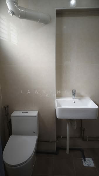 406 Fajar Road, 406 Fajar Road, 3 Bedrooms, 1,118 sqft, HDB Flat For Rent, by Lawrence Tan, 500129793 - Bathroom - PropertyGuru.com.sg