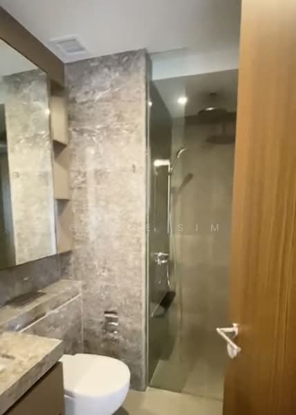 Stirling Residences, 21 Stirling Road, 1 Bedroom, 441 sqft, Condominium For Rent, by Grace Sim, 500129794 - Bathroom - PropertyGuru.com.sg