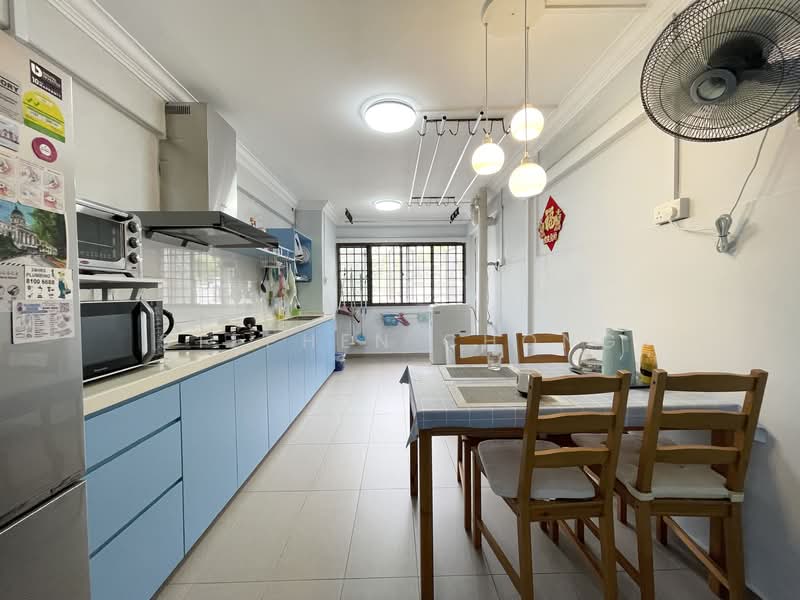 334 Clementi Avenue 2, 334 Clementi Avenue 2, 2 Bedrooms, 721 sqft, HDB Flat For Sale, by Stephen Chong, 500129800 - PropertyGuru.com.sg