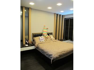 For Sale - 27 Ghim Moh Link