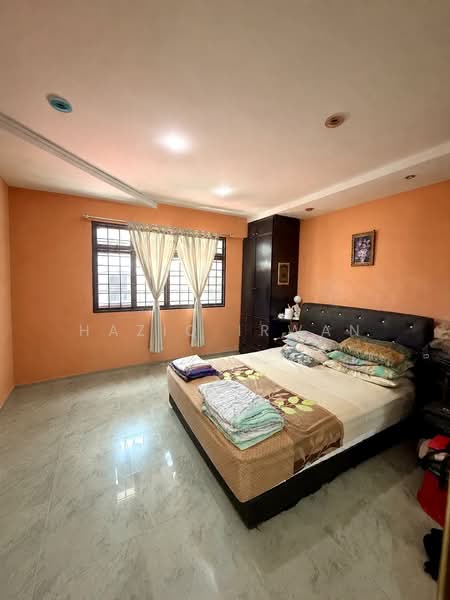 297C Choa Chu Kang Avenue 2, 297C Choa Chu Kang Avenue 2, 3 Bedrooms, 1,313 sqft, HDB Flat For Sale, by Haziq Irwan, 500129808 - Bedroom - PropertyGuru.com.sg