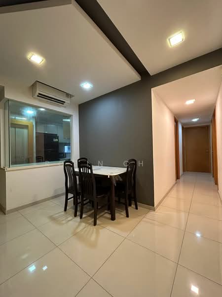 Prive, 33 Punggol Field, 3 Bedrooms, 1,098 sqft, Condominium For Sale, by Robin Chua, 500129843 - Dining Room - PropertyGuru.com.sg