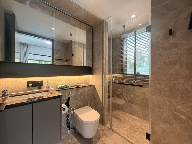 The Landmark, 173 Chin Swee Road, 4 Bedrooms, 1,141 sqft, Condominium For Sale, by Leister Neo, 500129851 - Bathroom - PropertyGuru.com.sg