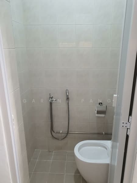 Portchester Avenue, Portchester Ave, 5 Bedrooms, 4,200 sqft, Semi-Detached House For Rent, by Garant Pang, 500129856 - Bathroom - PropertyGuru.com.sg
