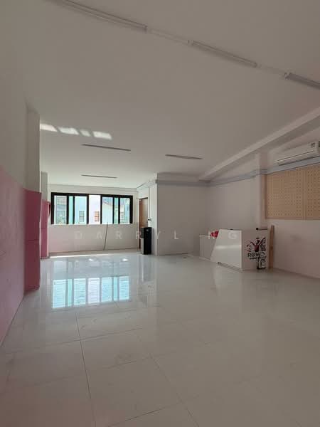 244 Upp Thomson Road, 244 Upper Thomson Rd, 1,600 sqft, Shop / Shophouse For Rent, by Darryl Ng, 500129874 - Interior - CommercialGuru.com.sg