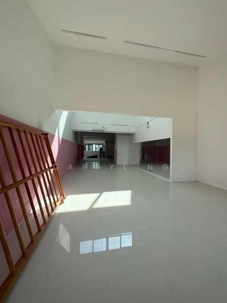 244 Upp Thomson Road, 244 Upper Thomson Rd, 1,600 sqft, Shop / Shophouse For Rent, by Darryl Ng, 500129874 - Interior - CommercialGuru.com.sg