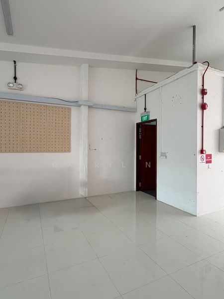 244 Upp Thomson Road, 244 Upper Thomson Rd, 1,600 sqft, Shop / Shophouse For Rent, by Darryl Ng, 500129874 - Interior - CommercialGuru.com.sg