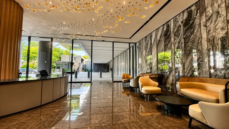 Margaret Ville, 20 Margaret Drive, 2 Bedrooms, 657 sqft, Apartment For Sale, by Lynn Teo, 500129875 - Lobby with aircon & concierge service - PropertyGuru.com.sg