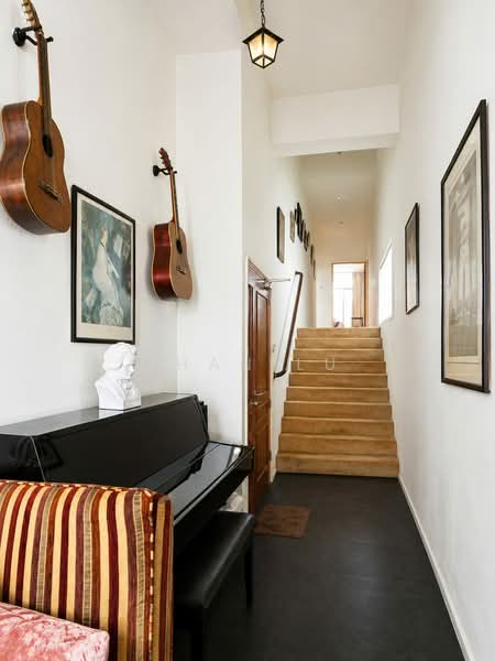 Katong Gardens, 235 Tembeling Road, Room Rental, 157 sqft, Condominium For Rent, by Shan Lu, 500129886 - Hallway - PropertyGuru.com.sg
