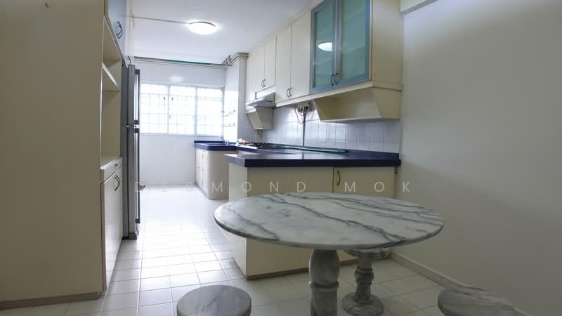 131 Bedok North Avenue 3, 131 Bedok North Avenue 3, 3 Bedrooms, 990 sqft, HDB Flat For Rent, by Desmond Mok, 500129906 - Kitchen - PropertyGuru.com.sg