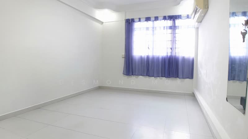 131 Bedok North Avenue 3, 131 Bedok North Avenue 3, 3 Bedrooms, 990 sqft, HDB Flat For Rent, by Desmond Mok, 500129906 - Common Room 1 - PropertyGuru.com.sg