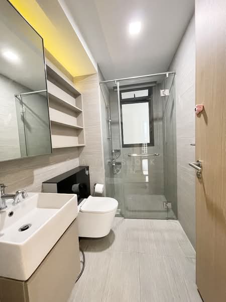 Parc Life, 29 Sembawang Crescent, 3 Bedrooms, 1,066 sqft, Executive Condominium For Rent, by Gan Sok Hoon, 500129917 - Common Bathroom - PropertyGuru.com.sg