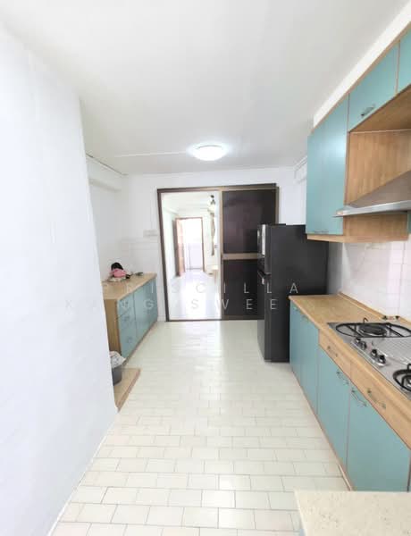 620 Hougang Avenue 8, 620 Hougang Avenue 8, 2 Bedrooms, 645 sqft, HDB Flat For Rent, by Priscilla Kang Swee Cheng, 500129926 - Kitchen - PropertyGuru.com.sg