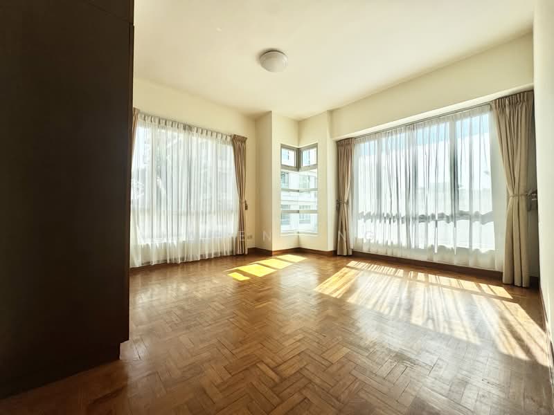Maple Woods, 991 Bukit Timah Road, 4 Bedrooms, 1,786 sqft, Condominium For Sale, by Karen Ong, 500129936 - Master Bedroom - PropertyGuru.com.sg