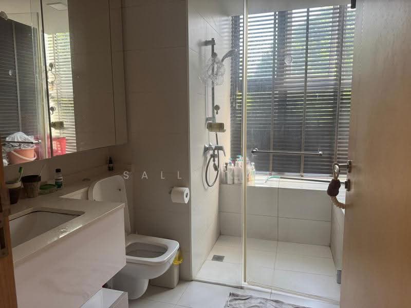 The Estuary @ Yishun, 1 Yishun Avenue 1, Sembawang / Yishun, 1 Bedroom, 603 sqft, Condominium For Sale, by Sally Koh, 500129947 - Bathroom - PropertyGuru.com.sg