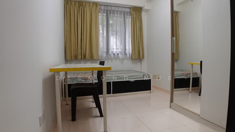Mendon Spring, 198 Pasir Panjang Road, 3 Bedrooms, 1,055 sqft, Condominium For Rent, by Desmond Mok, 500129956 - Bedroom - PropertyGuru.com.sg
