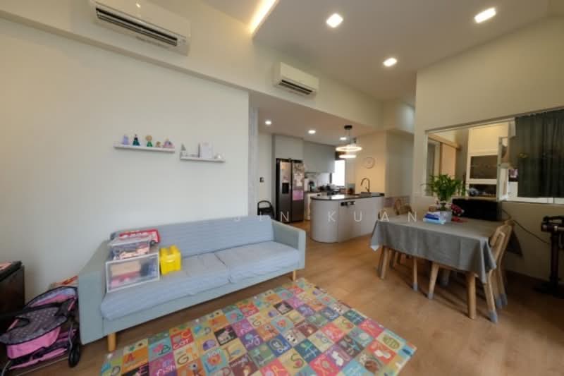The Skywoods, 7 Dairy Farm Heights, 3 Bedrooms, 1,163 sqft, Condominium For Sale, by Oon Jin Kuan, 500129958 - Living Room - PropertyGuru.com.sg