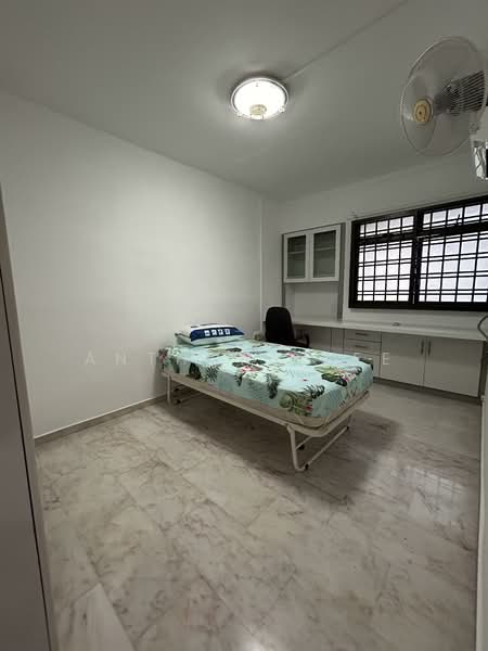 274 Toh Guan Road, 274 Toh Guan Road, 3 Bedrooms, 1,087 sqft, HDB Flat For Rent, by Anthony Lee, 500129985 - Bedroom - PropertyGuru.com.sg