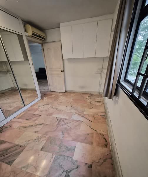 607 Clementi West Street 1, 607 Clementi West Street 1, 3 Bedrooms, 990 sqft, HDB Flat For Sale, by Janice Chua, 500129987 - Common Bedroom - PropertyGuru.com.sg