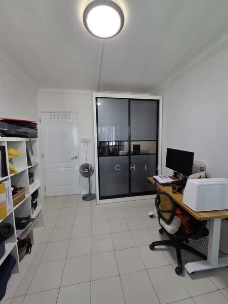 917 Jurong West Street 91, 917 Jurong West Street 91, 3 Bedrooms, 1,109 sqft, HDB Flat For Sale, by Zan Chia, 500129998 - Study - PropertyGuru.com.sg