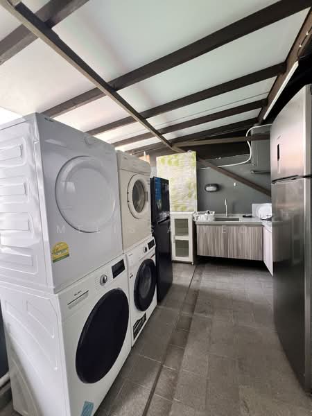 Shophouse at Sixth Ave MRT, 789 Bukit Timah Road, Room Rental, 100 sqft, Shophouse For Rent, by Melissa Yeo, 500129999 - Kitchen - PropertyGuru.com.sg