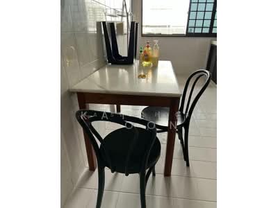 For Sale - 576 Ang Mo Kio Avenue 10