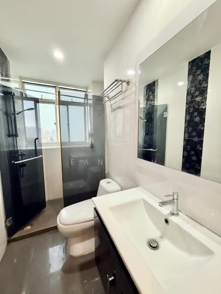 Casablanca, 21 Rosewood Drive, 2 Bedrooms, 893 sqft, Condominium For Sale, by Jean Koh, 500130027 - Bathroom - PropertyGuru.com.sg