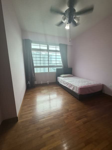 80A Telok Blangah Street 31, 80A Telok Blangah Street 31, 3 Bedrooms, 1,022 sqft, HDB Flat For Sale, by Faris Malik, 500130028 - Bedroom - PropertyGuru.com.sg