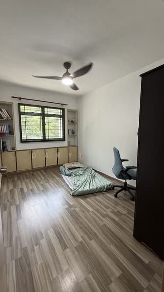 453 Choa Chu Kang Avenue 4, 453 Choa Chu Kang Avenue 4, 3 Bedrooms, 1,323 sqft, HDB Flat For Sale, by Daryl Lim, 500130043 - Bedroom 1 - PropertyGuru.com.sg
