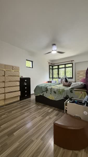 453 Choa Chu Kang Avenue 4, 453 Choa Chu Kang Avenue 4, 3 Bedrooms, 1,323 sqft, HDB Flat For Sale, by Daryl Lim, 500130043 - Master Bedroom - PropertyGuru.com.sg