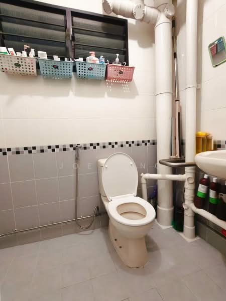 114 Bishan Street 12, 114 Bishan Street 12, Room Rental, 100 sqft, HDB Flat For Rent, by Joe Yang, 500130089 - Bathroom - PropertyGuru.com.sg