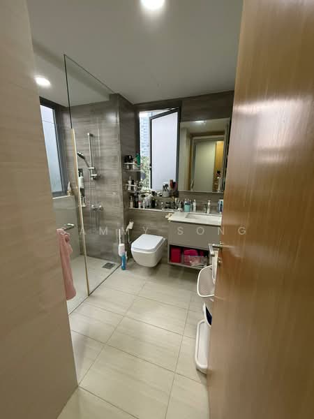 High Park Residences, 27 Fernvale Road, 4 Bedrooms, 1,367 sqft, Condominium For Sale, by Sammy Song, 500130093 - Bathroom - PropertyGuru.com.sg