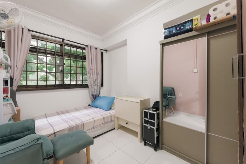 711 Woodlands Drive 70, 711 Woodlands Drive 70, 4 Bedrooms, 1,302 sqft, HDB Flat For Sale, by Kaylene Chua, 500130104 - Bedroom - PropertyGuru.com.sg