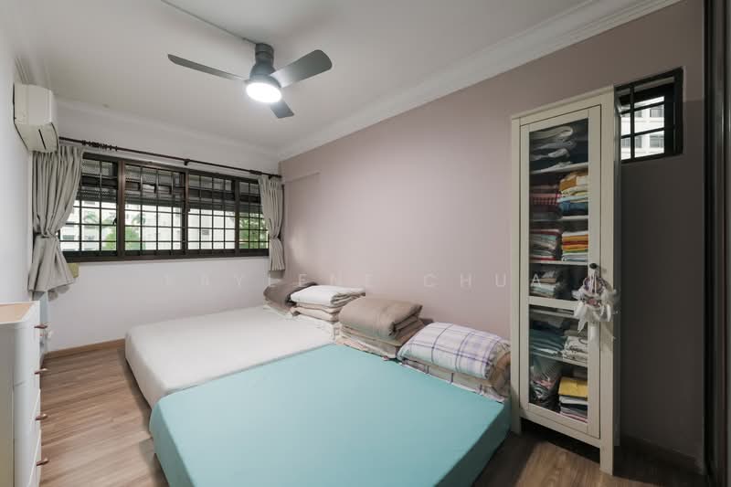 711 Woodlands Drive 70, 711 Woodlands Drive 70, 4 Bedrooms, 1,302 sqft, HDB Flat For Sale, by Kaylene Chua, 500130104 - Bedroom - PropertyGuru.com.sg