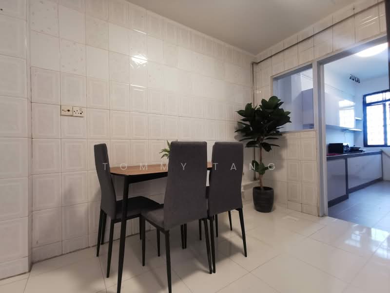 Guillemard View, 329A Guillemard Road, 3 Bedrooms, 1,313 sqft, Apartment For Sale, by Tommy Tang, 500130110 - Dining Room - PropertyGuru.com.sg
