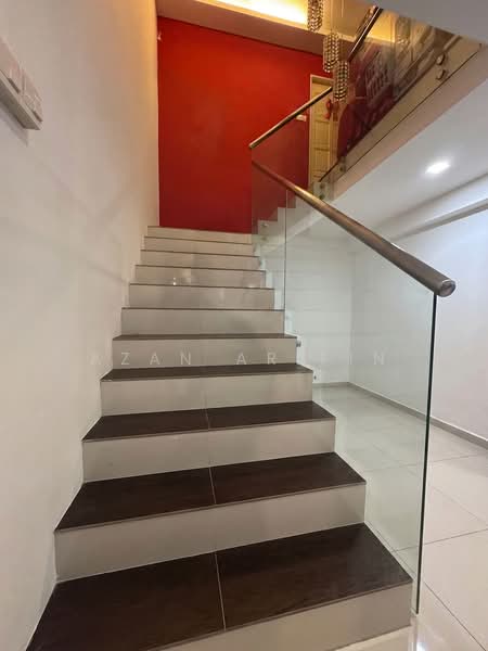 334 Ubi Avenue 1, 334 Ubi Avenue 1, 4 Bedrooms, 1,636 sqft, HDB Flat For Sale, by Azan Arifin, 500130115 - Interior - PropertyGuru.com.sg