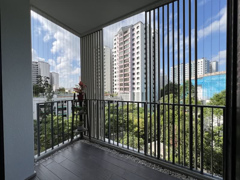 River Isles, 62 Edgedale Plains, 3 Bedrooms, 893 sqft, Condominium For Rent, by Melvin Chan, 500130117 - Balcony - PropertyGuru.com.sg