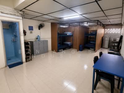 For Rent - Suits Foreign Workers Living Quarters
