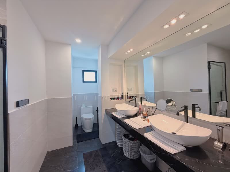 357 Hougang Avenue 7, 357 Hougang Avenue 7, 2 Bedrooms, 1,654 sqft, HDB Flat For Sale, by Trina Ng, 500130126 - Bathroom - PropertyGuru.com.sg