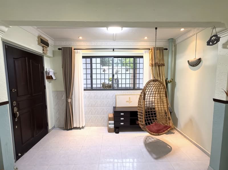 236 Choa Chu Kang Central, 236 Choa Chu Kang Central, 3 Bedrooms, 1,313 sqft, HDB Flat For Sale, by JORDAN TAY, 500130142 - Living Room - PropertyGuru.com.sg