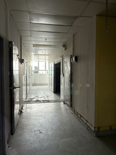 Enterprise Centre, 20 Bukit Batok Crescent, 3,422 sqft, Factory / Workshop (B2) For Sale, by Kenny Teow, 500130144 - Corridor - CommercialGuru.com.sg