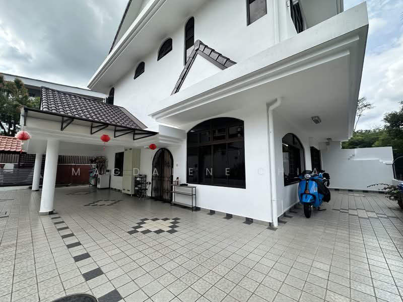 Mayflower Gardens, Mayflower Drive, 5 Bedrooms, 2,800 sqft, Semi-Detached House For Sale, by Magdalene Chia, 500130150 - Exterior - PropertyGuru.com.sg